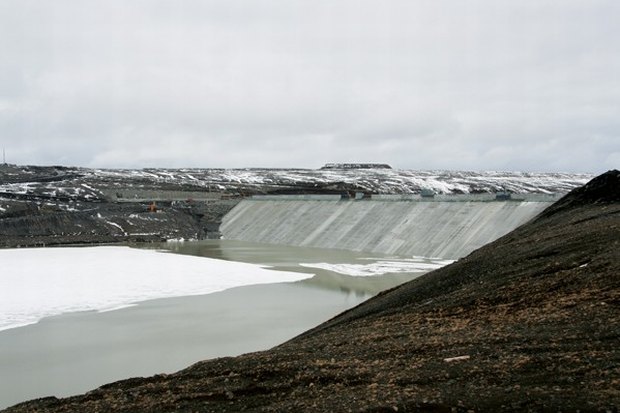The new dam at Kárahnjúkar is gradually being filled. Photo: Odd Iglebaek