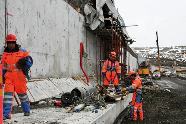 Iceland has currently a high number of temporary workers particularly in the construction industries. Photo: Odd Iglebaek at Kárahnjúkar
